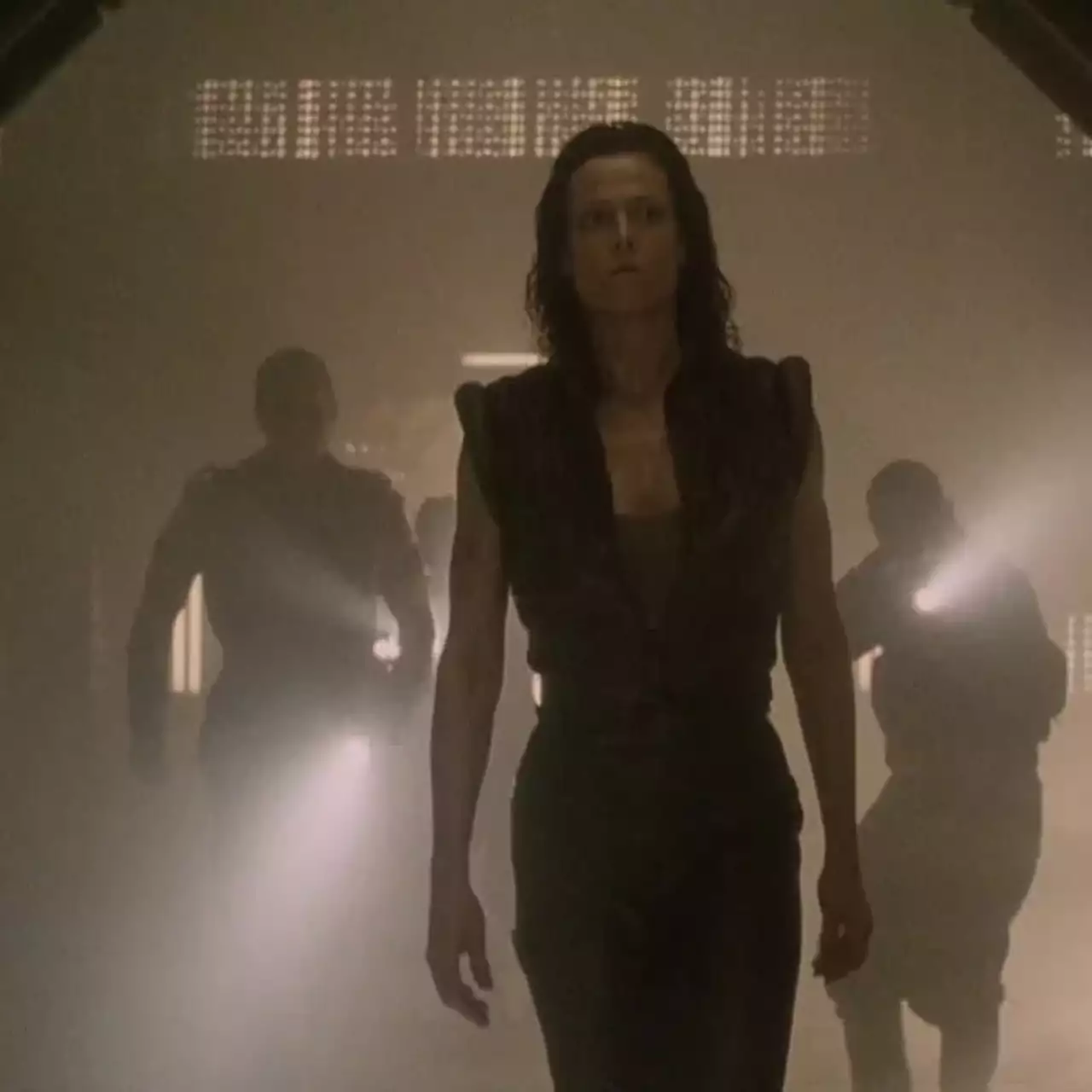 Создатели Alien Resurrection опубликовали первые сборки игры. Вы удивитесь, как тогда выглядел проект